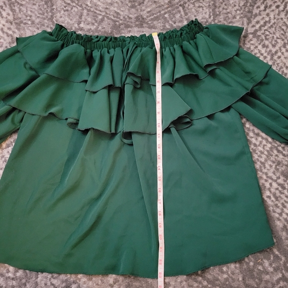 Byinns Women's Off The Shoulder Layered Ruffle Top in Emerald size XXL - Picture 9 of 13